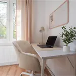 Apartament Modernes Design 10 Min Zur Uni Und Innenstadt