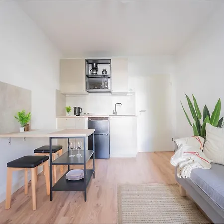 Apartmán Modernes Design 10 Min Zur Uni Und Innenstadt *